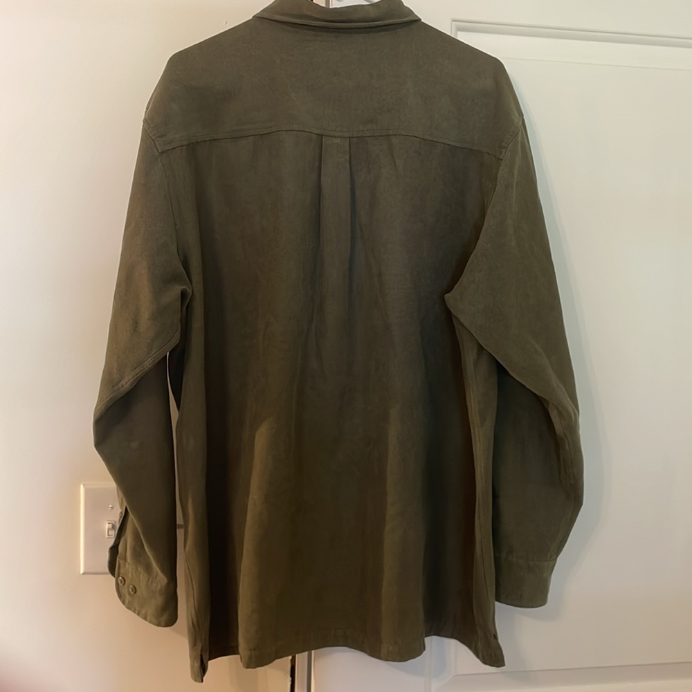 Ron Chereskin Button Up - Picture 3 of 3